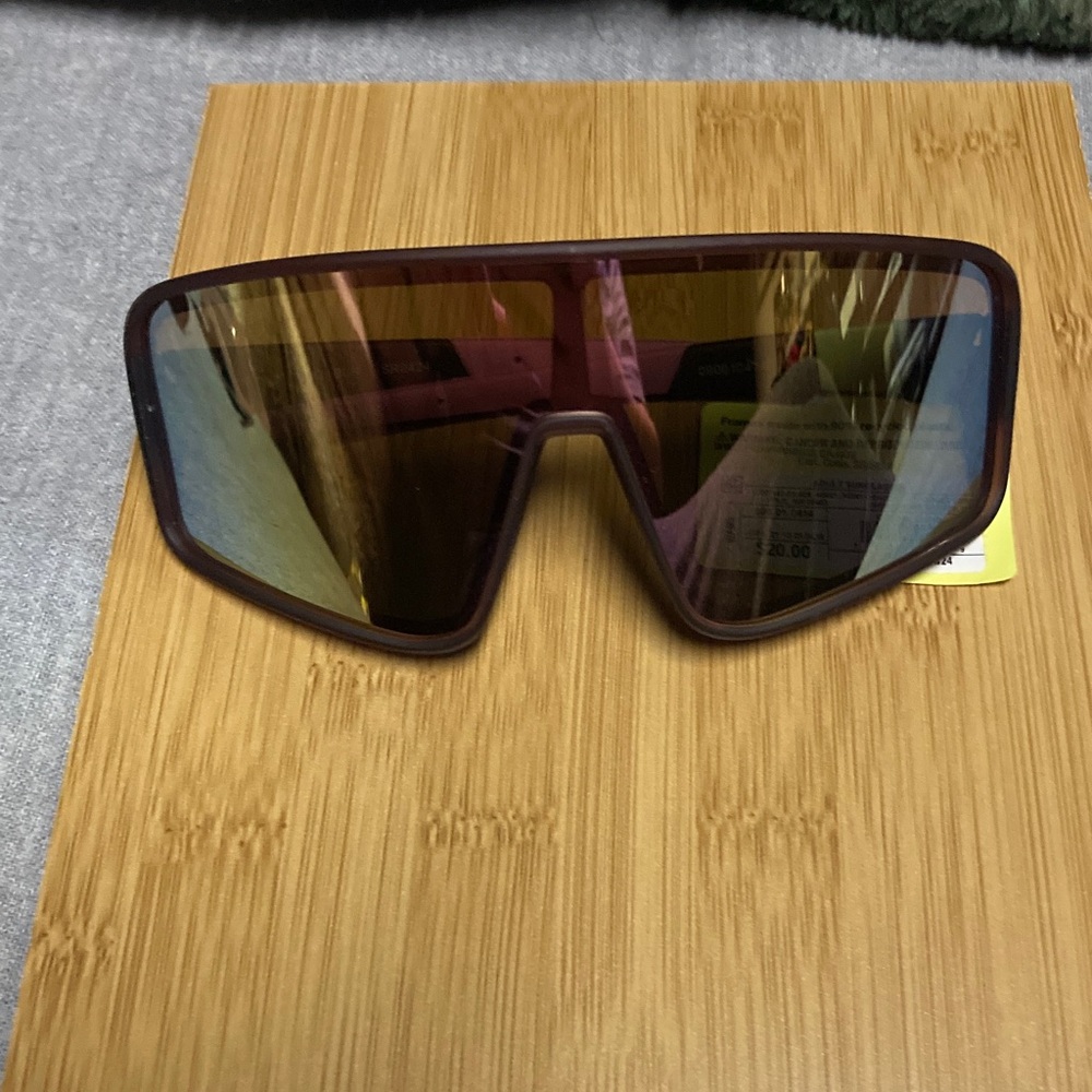 all in motion Stylish Brown Sunglasses with Reflective Lenses